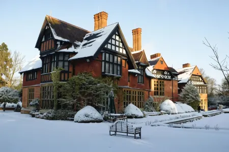 Best Western Plus Grims Dyke Hotel Отели рядом с достопримечательностью «Хэрроу»