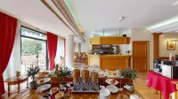 Sun Riviera Hotel - Breakfast