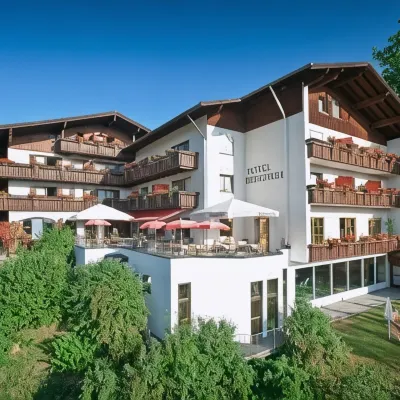Hotel Bergruh Hotels near Weißensee