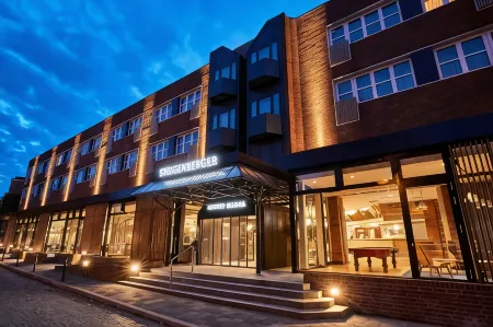 Steigenberger Conti Hansa Отели рядом с достопримечательностью «Кильский университет»