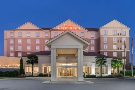 Hilton Garden Inn Charlotte/Concord Отели рядом с достопримечательностью «Хендрик Моторспортс»