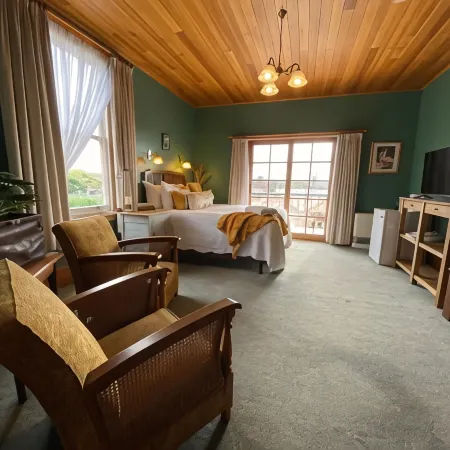 Hanlon Guest House