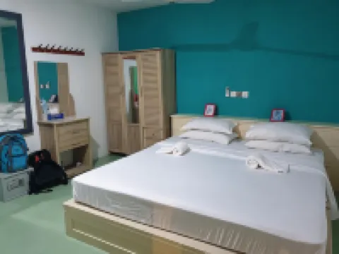 馬爾代夫海灘樂園-海洋氛圍旅館 白金島附近的飯店