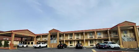 FairBridge Inn & Suites McDonough