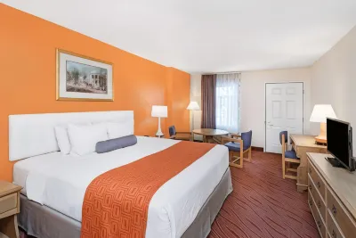 Howard Johnson by Wyndham Staunton Hotels in Staunton