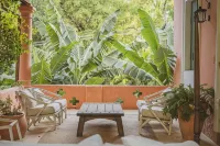Hotel Villa María, Casa La Lilia Hoteles en Caacupé