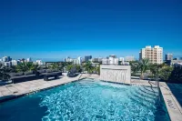 Bay Breeze Premium Apartments by Eskape Collection Hotel a Surfside