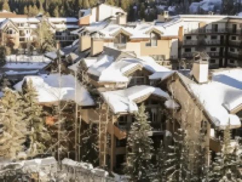 โรงแรมไฮธ์ - ในเครือลักซ์ชัวรี คอลเลกชั่น รีสอร์ท เวล โรงแรมในเวล