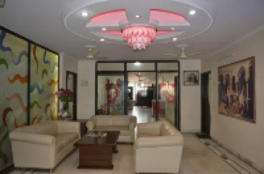 ホテル・ジギヤサ・パレス バイ・マイダ・ホスピタリティー Pvt. Ltd.