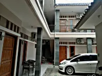 Wisma Andali Syariah Majalengka Mitra RedDoorz Hotels in Kadipaten