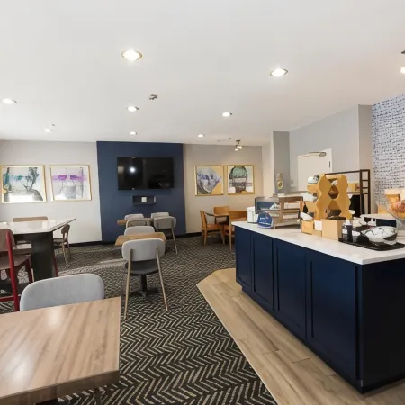 AmericInn by Wyndham Duluth