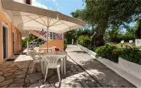 Marilena Apartments & Studios - Pools