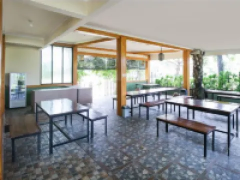 Matoh Guesthouse Syariah Hotels in Bojonegoro Regency