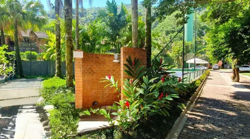 Juquehy Sea Front Condominium 62: best location on the beach