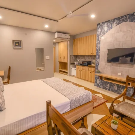 Gems Suites-A Boutique Stay