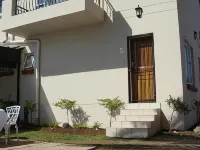 Louhallas Accommodation โรงแรมในอีเดนเวล