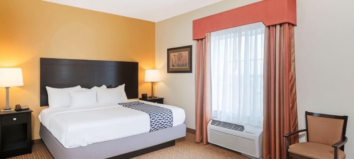 La Quinta Inn & Suites by Wyndham Stillwater-University Area Hotels in Payne County