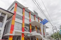 레드도어즈 샤리아 니어 RSU 수아카 인산  호텔