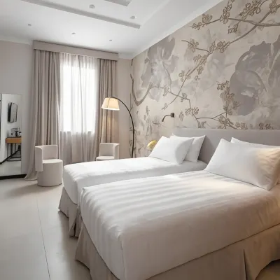 Hotel Poerio 25 Boutique Stay Отели рядом с достопримечательностью «Прогулка»