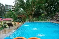 บันโยนี ซาฟารี รีสอร์ต - ที่มีสระว่ายน้ำ