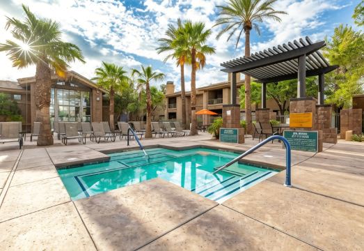 6. 더 클리프스 앳..