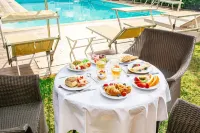 Hotel Martini - breakfast