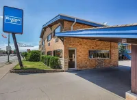 Rodeway Inn Lyons - la Grange Hotel a Westchester