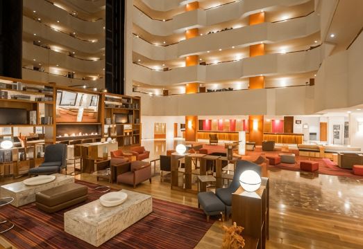 호텔 내부 전경