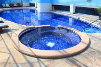 Holiday Inn PUEBLA FINSA by IHG - Bathtub