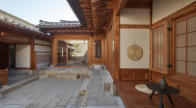 Luxury High-End Bukchon Hanokhotel Nostalgia Hotels in Bukchon Hanok Village