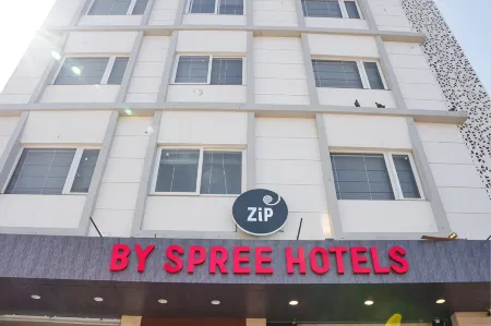 Sudarshan Palace by Spree Отели в г. Девбуми Дварка