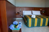 โรงแรมเดยปีนี โรงแรมใน