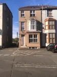 Victoria Guest Accommodation & Studio Apartments - parking