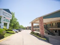 Green Gables Inn Hotels in Branson
