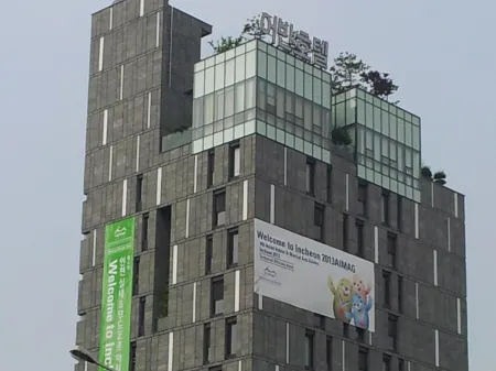 Urban Boutique Hotel Anyangsi Отели рядом с достопримечательностью «ANYANG UNIVERSITY ANYANG CAMPUS»