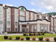 Wingate by Wyndham Ellicottville Hotels in Otto