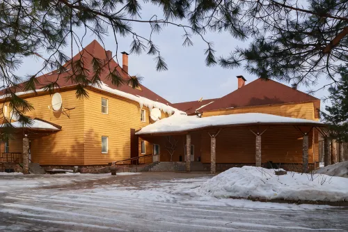 Chesnava Park-Hotel Hotels in Breytovsky District