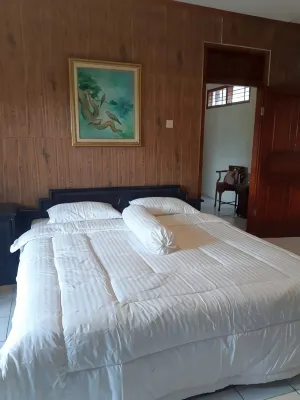 Mawar House 8 (3Br) Hotel in zona JB