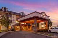 Best Western Plus Burlington Inn  Suites