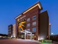 La Quinta Inn & Suites by Wyndham Locust Grove Hotels in Henry County