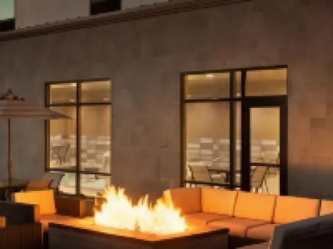 ハンプトン イン ソルト レーク シティ コットンウッド ユタ ホラデイのホテル