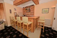 Lyme Bay House Hotels in Dawlish