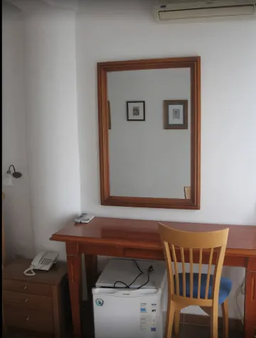 Levantin Inn Half Room N7 Sea Side Отели рядом с достопримечательностью «Королевский пляж»