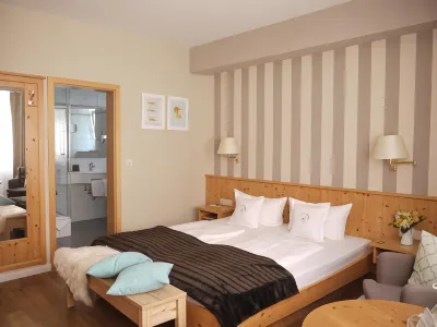 Hotel Ratsstuben Hotels near Lindau Port