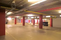 Ibis Budget Lleida - parking