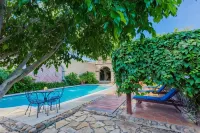 Hotel Los Robles, Managua, Nicaragua - Pools