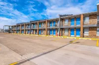 SureStay Hotel by Best Western Oklahoma City West - parcheggio