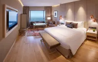 Taj Lands End