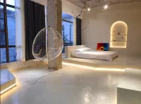 Yinxizhi Courtyard Homestay (Nanyang Normal University) - balcony