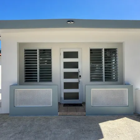 Charming Downtown Oasis 1-bedroom house with WiFi and AC in beautiful Rincón.